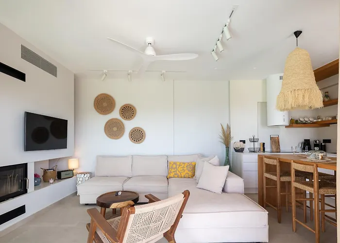 Villa New Seaview Serenity With Heated Pool And Bbq In South Crete *